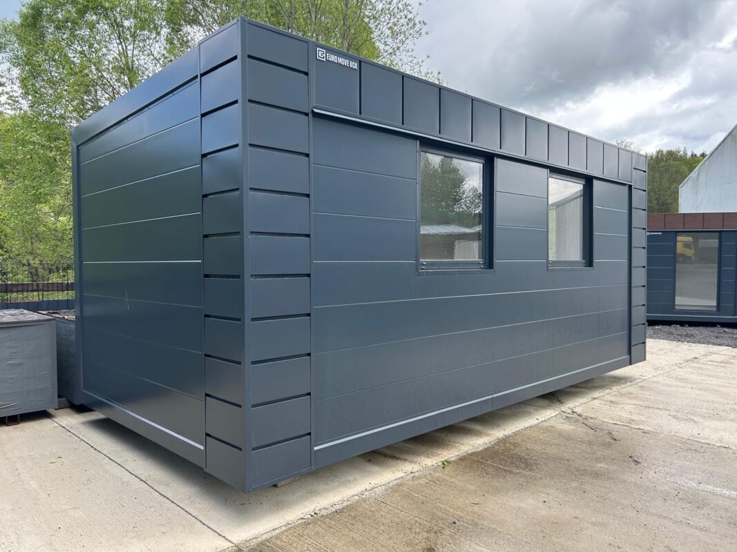 725b79b7-0e19-4779-82c4-e2b999b85e82